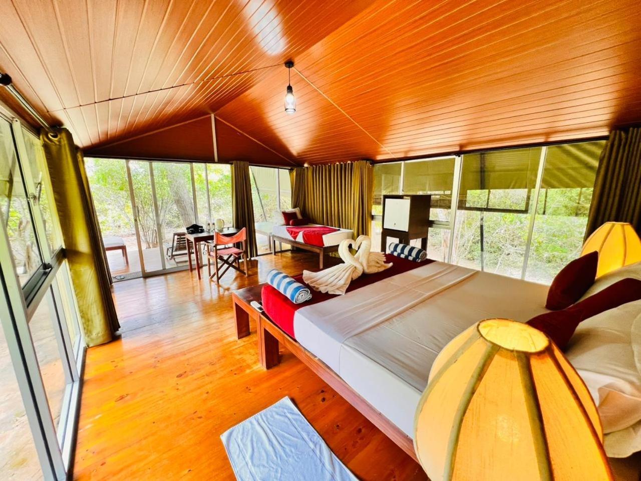 Yala Hotel Lion -Air Conditioned High Luxury Safari Camp Exterior foto